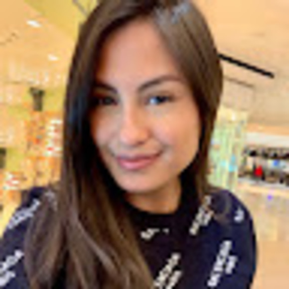 Meet your Posher, Lupita - Picture 1 of 1